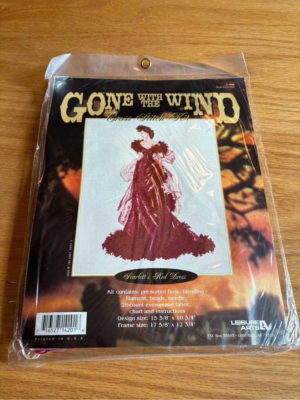 Leisure Arts GONE WITH THE WIND Scarlett In Red Dress Item # 114201 New Sealed
